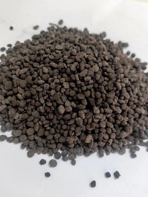 颗粒有机肥质量保证让农作物更茁壮的生长,绿色环保